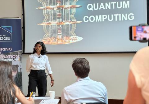 Anjali Whaghmare pitching Entangled at the StEP Ignite final 2025